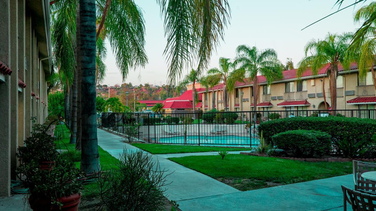 Motel 6 - Anaheim Hills, Ca Buitenkant foto
