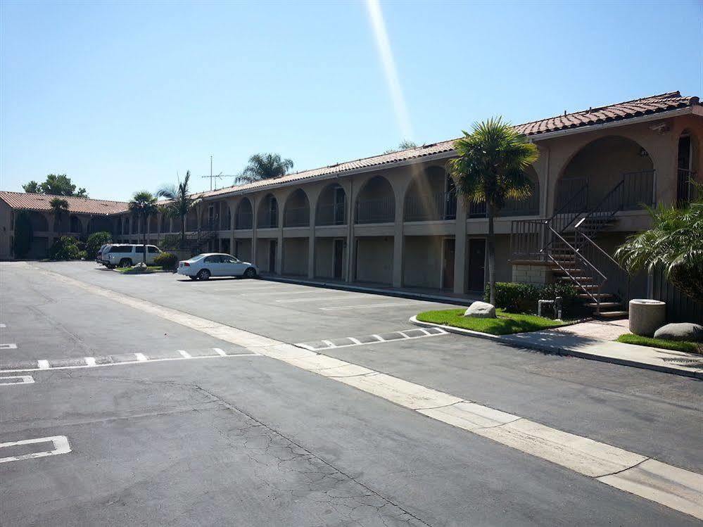 Motel 6 - Anaheim Hills, Ca Buitenkant foto
